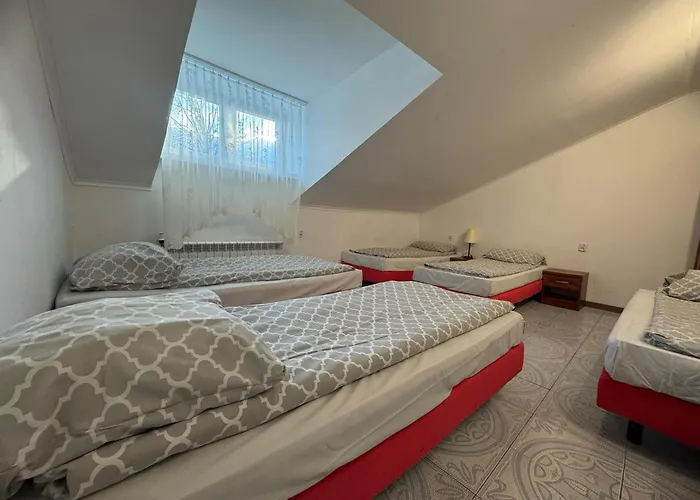 Osrodek Wypoczynkowy Mazowsze W * カルパッチ